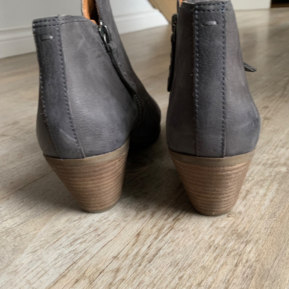 Frye Bootie size 8 - Picture 6 of 6